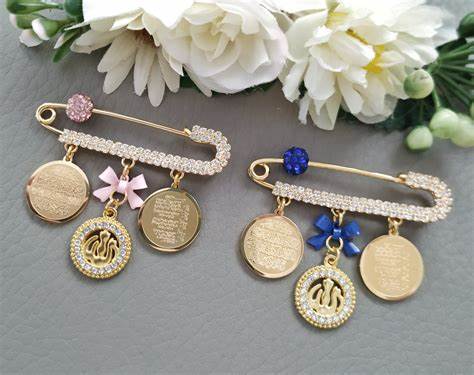 BEBEK YAKA İĞNESİ